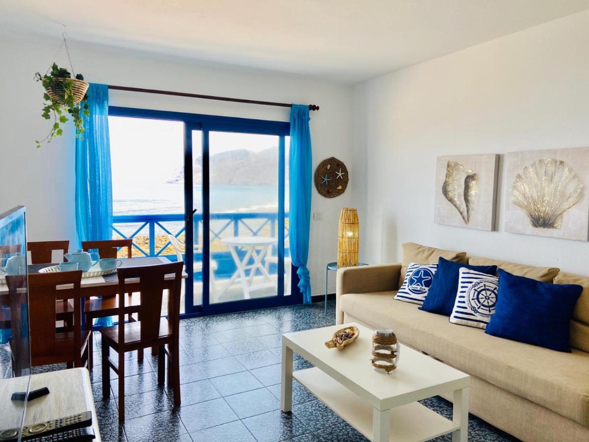 Mirador Del Risco De Famara Apartment Luaran gambar
