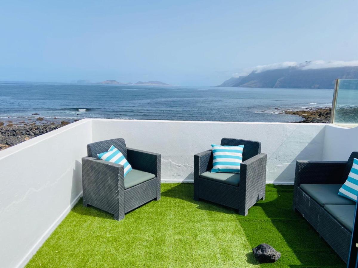 Mirador Del Risco De Famara Apartment Luaran gambar